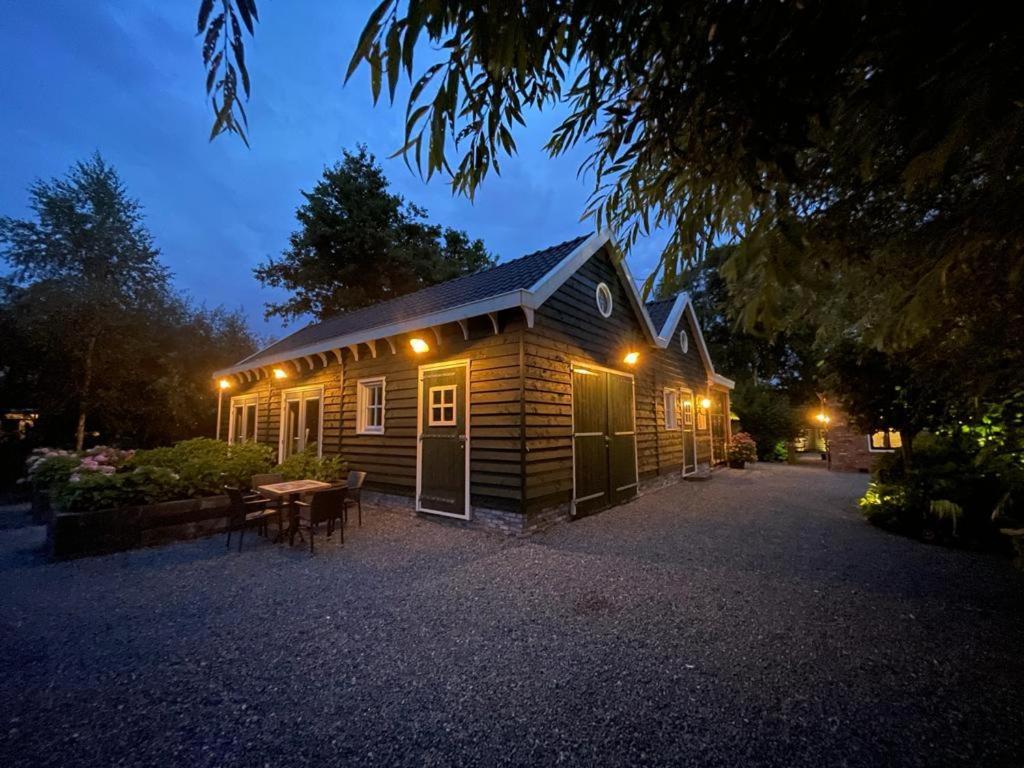 Flora'S B&B Landsmeer Экстерьер фото