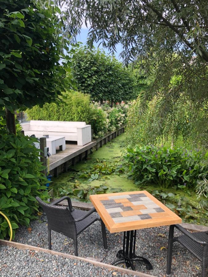 Flora'S B&B Landsmeer Экстерьер фото