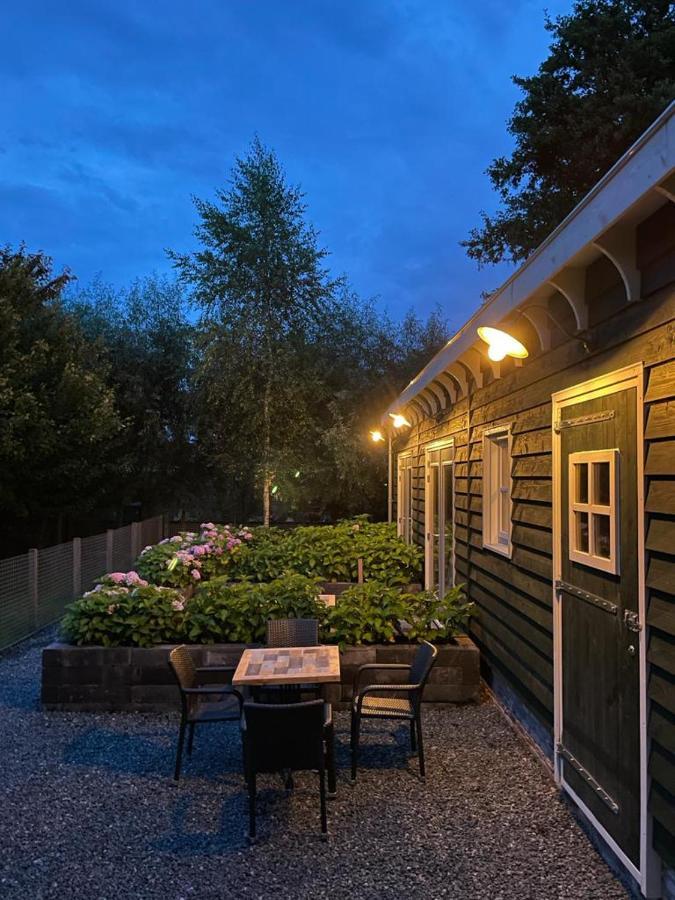 Flora'S B&B Landsmeer Экстерьер фото